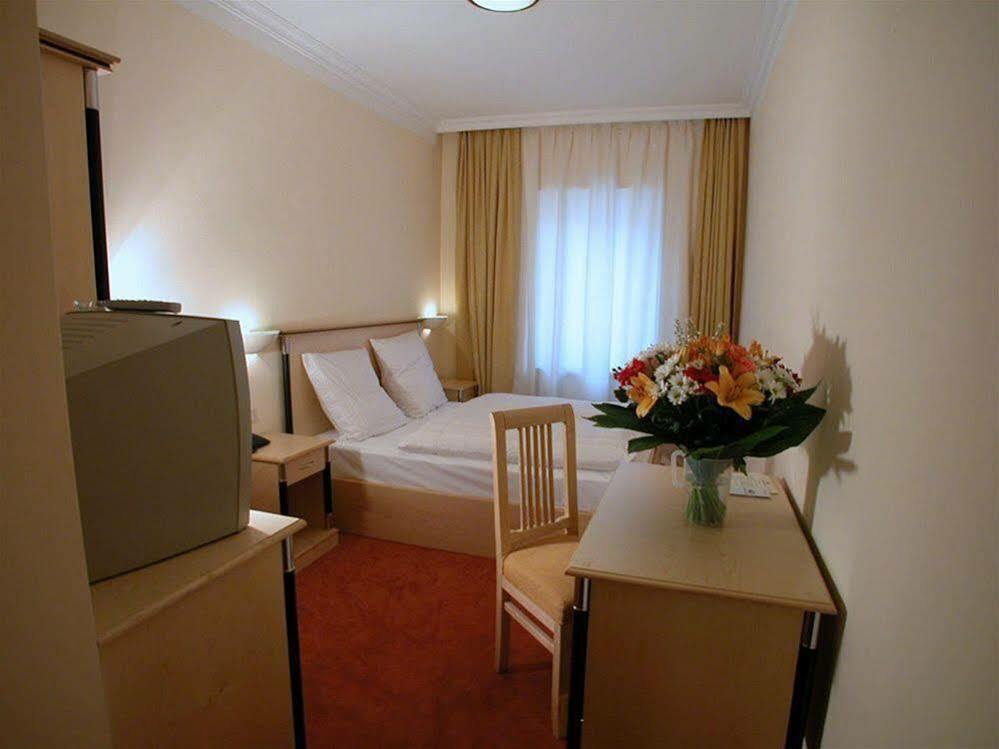 ميونيخ Hotel Atlas المظهر الخارجي الصورة
